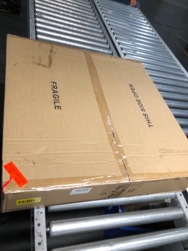 Photo 1 of (UNTESTED) LNC Farmhouse Chandeliers Rustic Round Wagon Wheel 8-Light Fixture for Dining & Living Room, Bedroom and Foyer