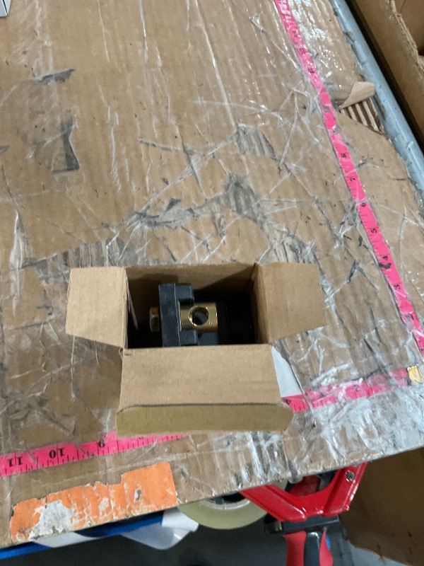 Photo 1 of Battery Disconnect Switch, Heavy Duty Battery Shut Off Switch, General High Current Master Battery Power Cut Isolator Kill Switch, Battery Kill Switch for Car, RV and Boat (1)