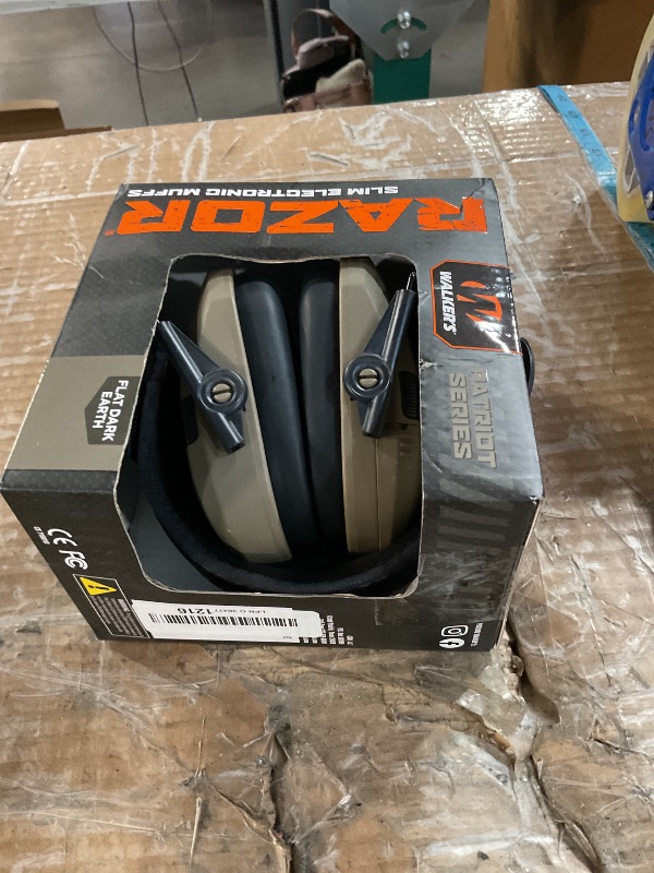 Photo 1 of (used/fair) (unable to test fully) Walkers Razor Slim Shooter Electronic Folding Ear Protection Muffs, Tan Patriot