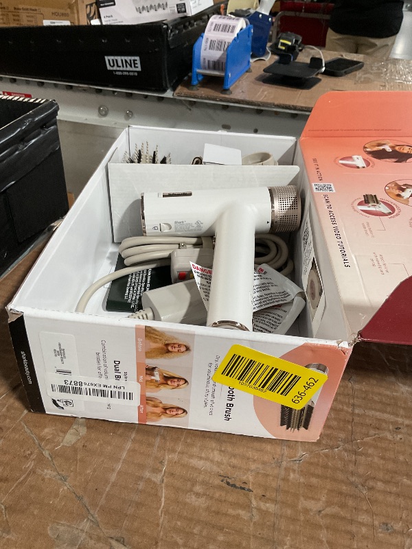 Photo 1 of (used/fair) Shark Hair Dryer | SpeedStyle | No Heat Damage Hair Styling Tool | 3 Styling Tools Included | Portable & Powerful Blow Dryer | Best for Straight & Wavy Hair | Silk | HD331