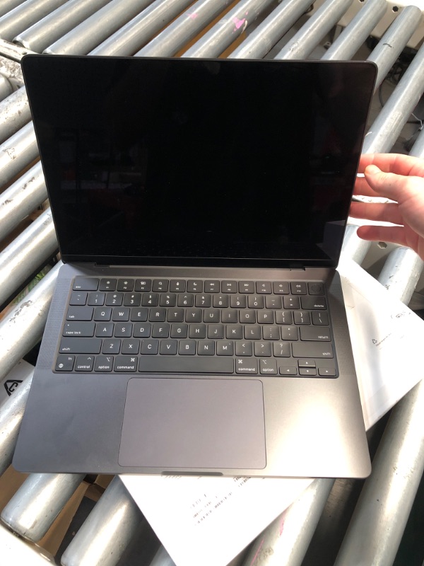 Photo 1 of  ( PARTS)Apple 2024 MacBook Pro Laptop with M4 Pro, 12-core CPU, 16-core GPU: Built for Apple Intelligence, 14.2-inch Liquid Retina XDR Display, 24GB Unified Memory, 512GB SSD Storage; Space Black