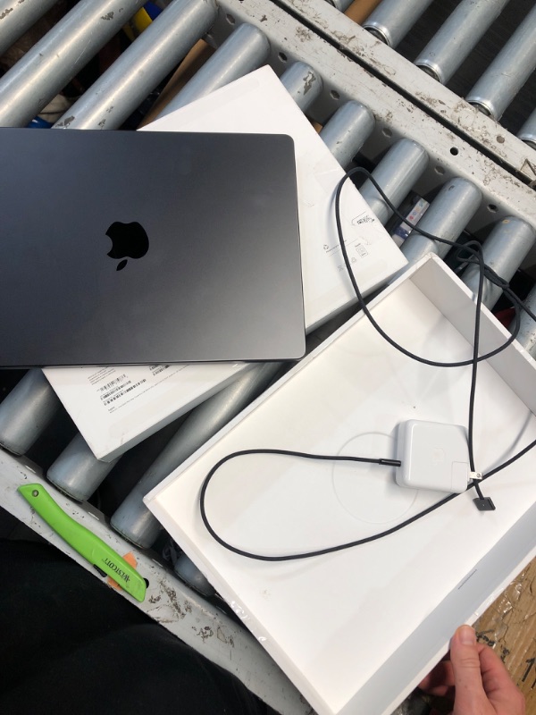 Photo 1 of  ( PARTS)Apple 2024 MacBook Pro Laptop with M4 Pro, 12-core CPU, 16-core GPU: Built for Apple Intelligence, 14.2-inch Liquid Retina XDR Display, 24GB Unified Memory, 512GB SSD Storage; Space Black