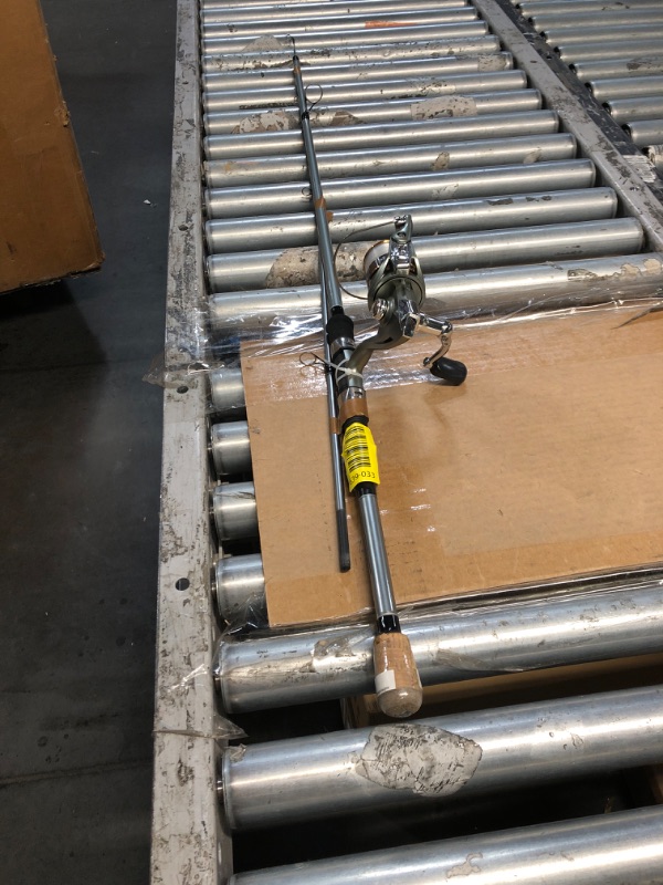 Photo 1 of ***(MAJOR DAMAGE/ BROKEN REEL)***Okuma ROX Spinning Combo (Medium), 8-Feet