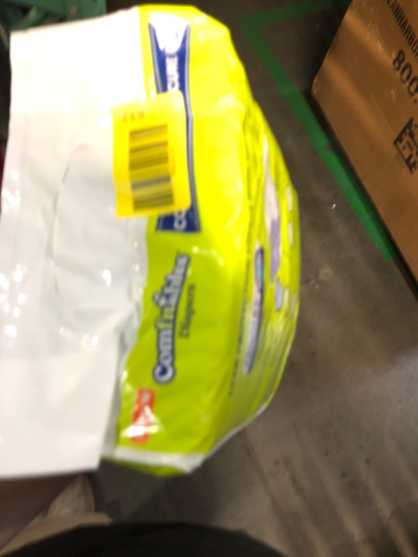 Photo 1 of ***FACTORY SEALED***Hartz Disposable Dog Diapers, Size S 36 count, Comfortable & Secure Fit, Easy to Put On