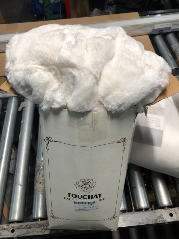 Photo 1 of ***(MINOR DAMAGE FROM PACKAGING)***NORD ECO Luxury 1000GSM Faux Rabbit Fur Throw Blanket, Super Heavy Warm Cozy Blankets for Couch Bed Sofa, Bubble Plush Fuzzy Elegant Soft Reversible Mink Blanket for Living Room Bedroom, Cream White