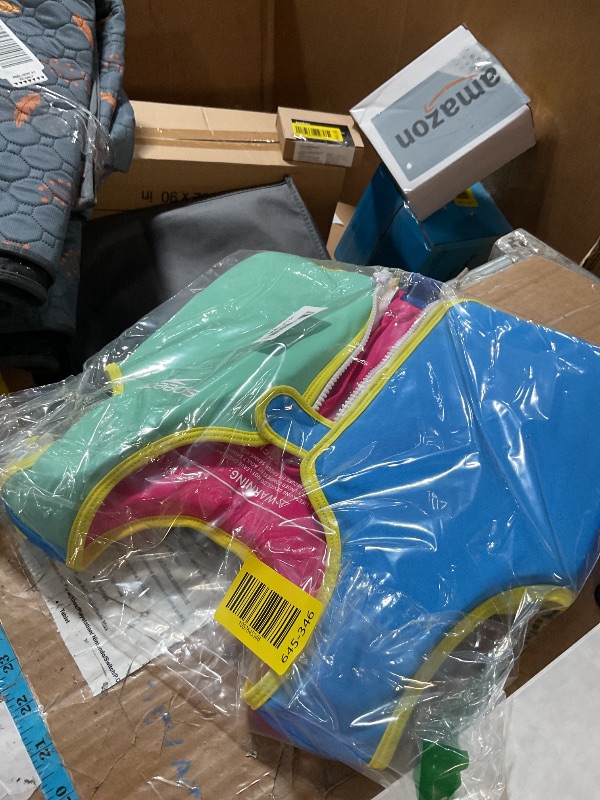 Photo 1 of (BAGGED) (SMALL) (KIDS)  Speedo Unisex-Child Swim Flotation Classic Life Vest Begin to Swim UPF 50