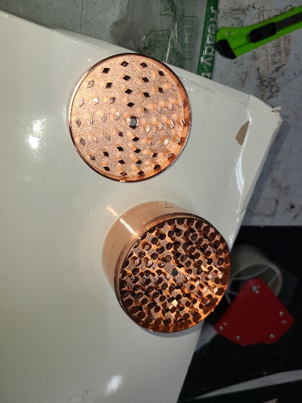 Photo 1 of 2.5-inch Paper box | heavy-duty aluminum, smooth grinding, non stick design, essential for the kitchen -Rose Gold