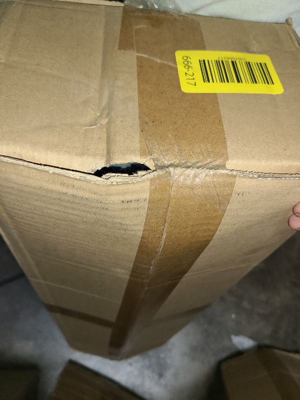 Photo 1 of 18 Pack Chain Link Fence Extension, 25.2'' Fence Extension Height, Galvanized Post Extender for Dogs and Privacy (1-3/8'', Silver)