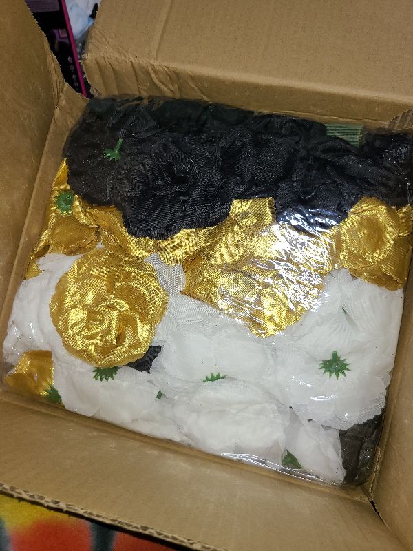 Photo 1 of 108pcs Roses Head Flowers with Stem - Black Gold White Graduation Artificial Flowers Rose Bulk - Silk Rose Fake Flower for Birthday Wedding Baby Shower Centerpieces Gold Theme Grad Party Tables Decor