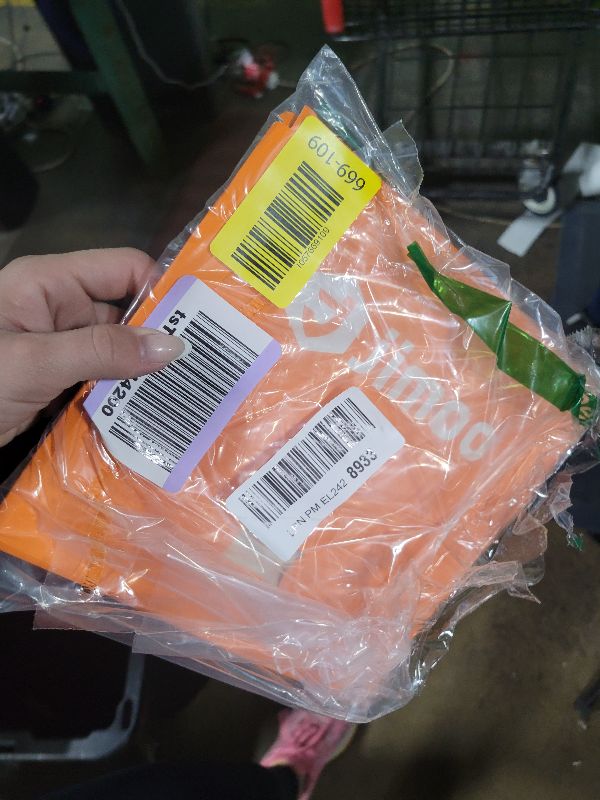 Photo 1 of 100% Mulberry Silk Pillowcase for Hair and Skin, 22 Momme Pure Natural Silk Pillow Case Both Sided with Zipper, Pillow Cover for Women Mom Men (Beige, Standard 20''×26'')