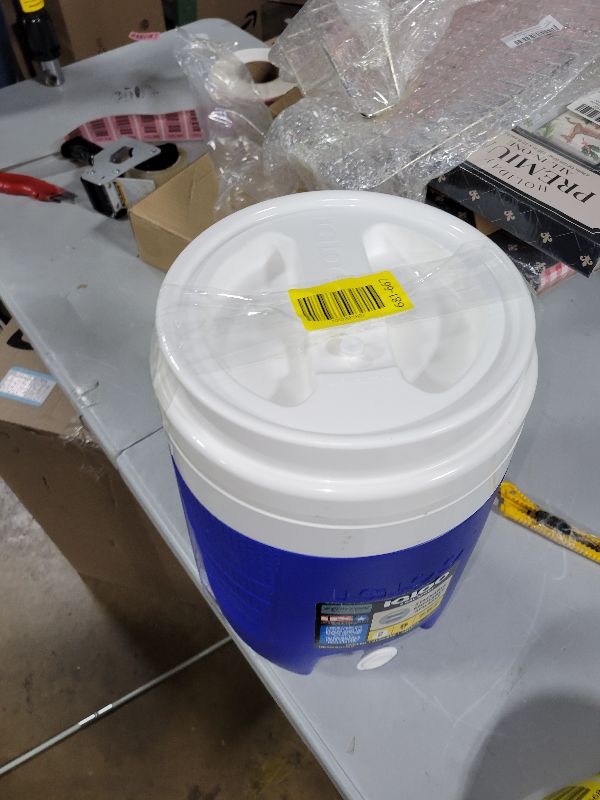 Photo 1 of 2 GAL SPT BLU 4P