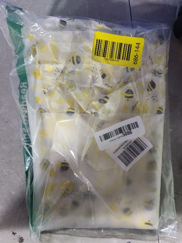 Photo 1 of 100 Pcs Wax Paper Sheets for Food, Bee Day Wax Paper Sandwich Wrap Deli Wraps, Waterproof Oil-proof Picnic Basket Liners with Bee Pattern for Kitchen