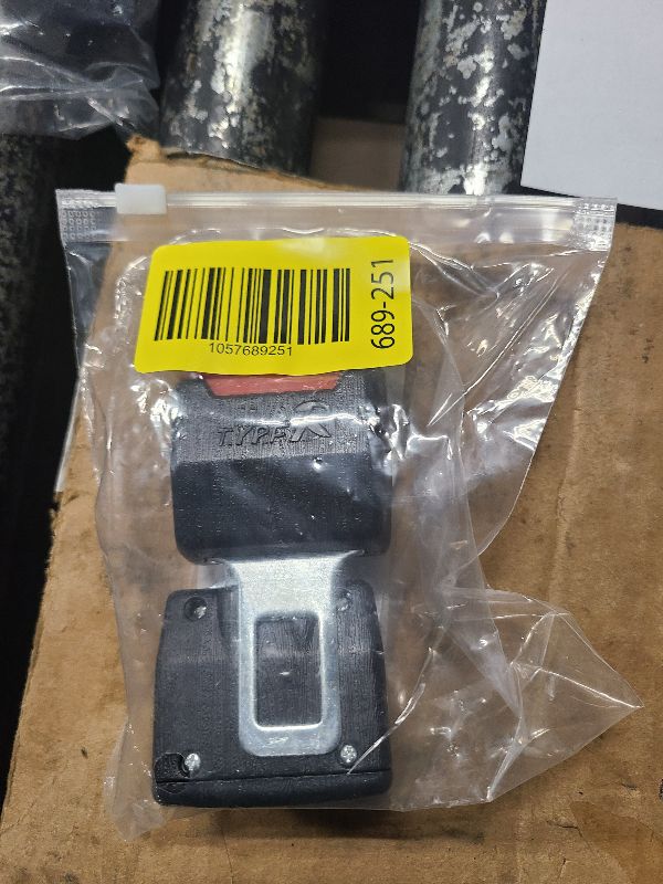 Photo 1 of 2025 New Upgraded Auto Seat Cover-Auto Belt Pad Slots Extender Black, Fit for Most Car Models to Make Your Driving More Comfortable