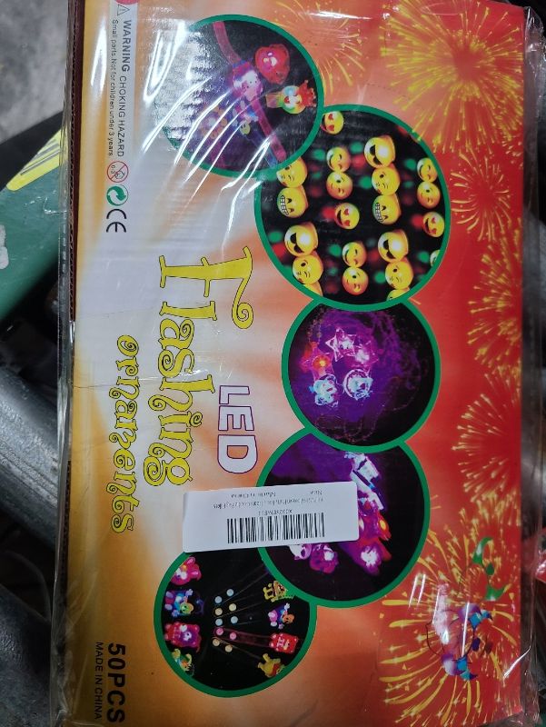 Photo 1 of (495)
50 Pack LED Light Up Ring for Kids Halloween Birthday Party Favors 10 style Flashing Glow in The Dark Rave Halloween Party Supplies Boys Girls Soft Toy Rubber Ghost Pumpkin Skeleton LED Finger Lights