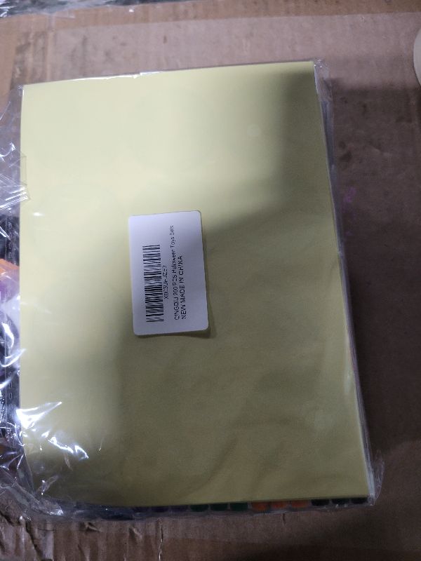 Photo 1 of 200PCS Halloween Goodie Bag Stuffers Stationery Set, Assorted Halloween Party Favors for Kids Toys Bulk Non Candy Halloween Treats Pencils, Eraser, Stamps, Slap Bracelets