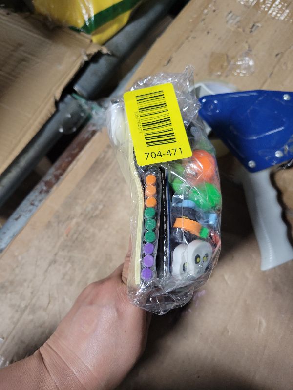 Photo 1 of 200PCS Halloween Party Favors Assortment Bulk, Halloween Toys for Kid Girls Boys Goodies Party Bags Stuffers Fillers Prizes for Trick or Treat Classroom Prize
300+ bought in past month
