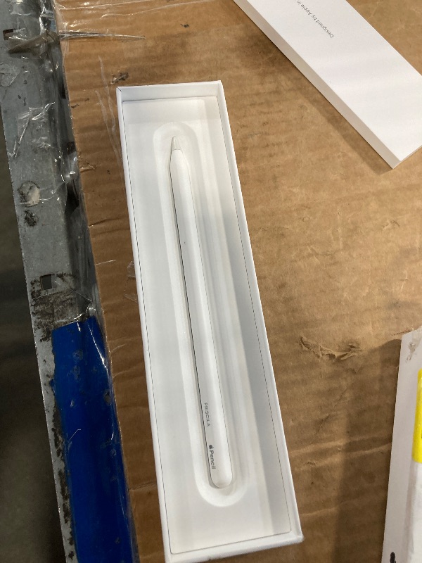 Photo 1 of ** NAME PRISCILA ENGRAVED ON IT **
Apple Pencil (2ND Generation) (MU8F2AM/A)