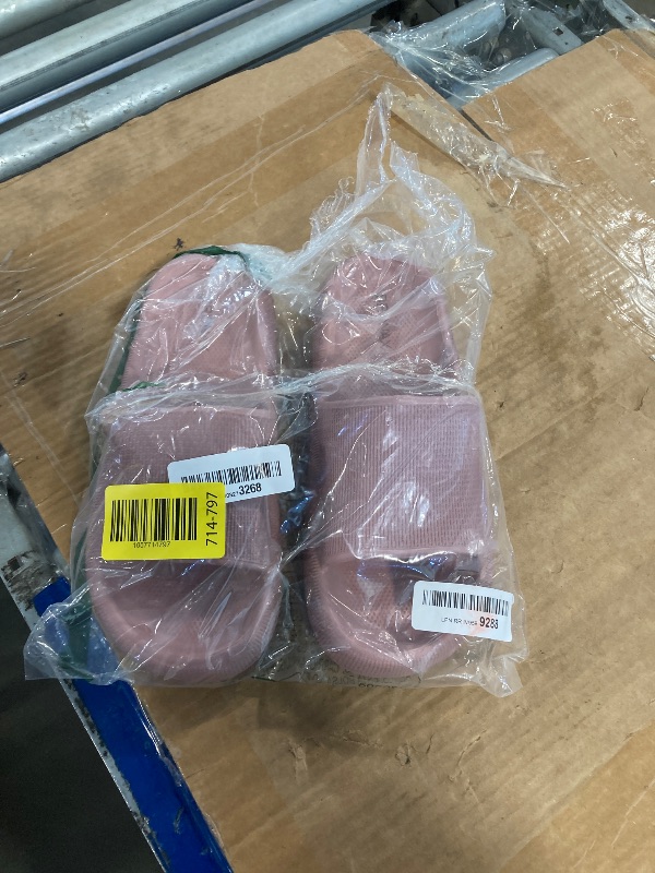 Photo 1 of *Minor Damaged*
BRONAX Pillow Slippers for Women and Men | House Slides Shower Sandals | Cushioned Thick Sole 37-38 Blush