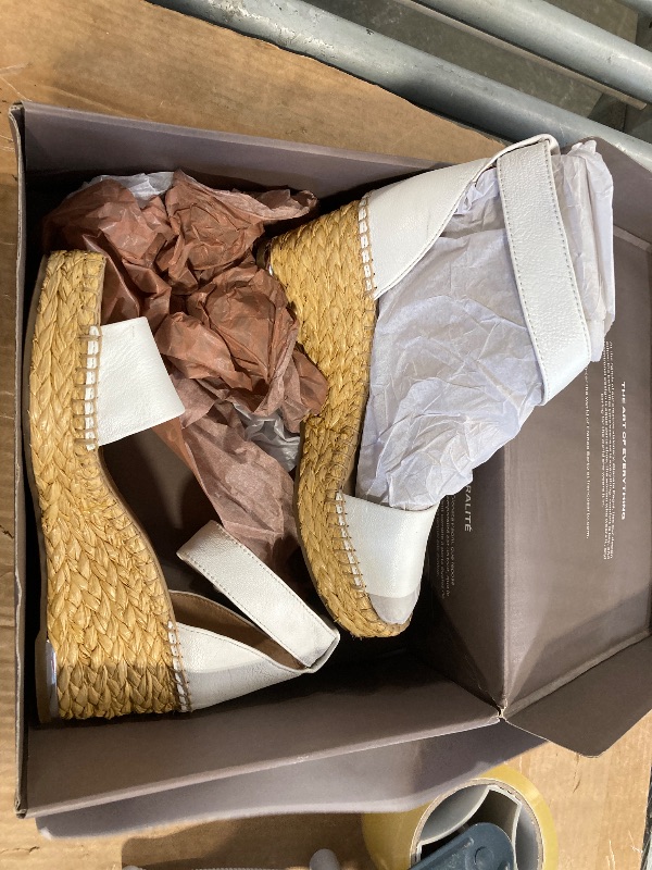 Photo 1 of ****PERFECT CONDITIONS*** Franco Sarto Womens Clemens Raffia Espadrille Wedge Sandals White Leather 8M