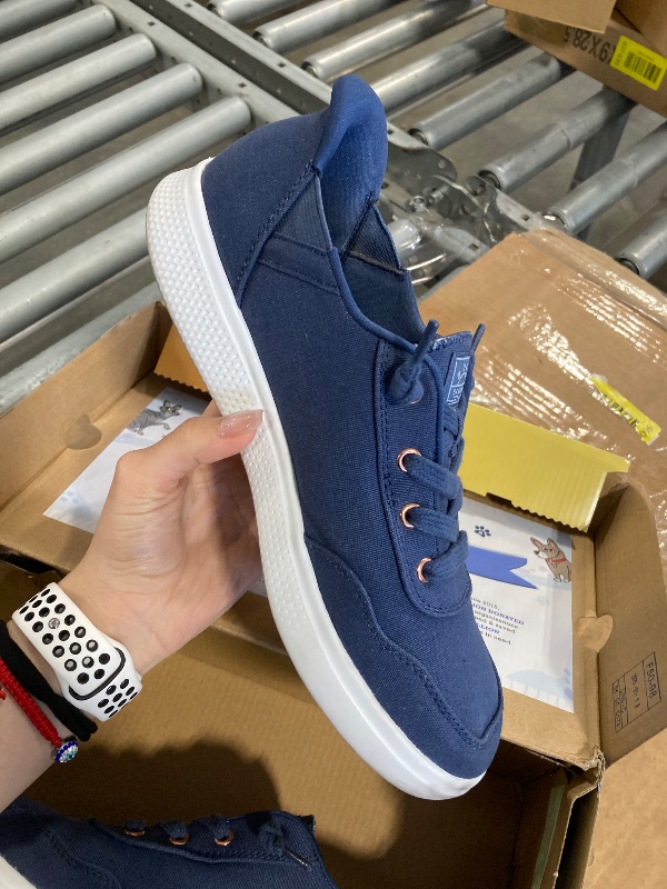 Photo 1 of ***IN GREAT CONDITIONS, JUST DIRTY*****Skechers Women's Hands Free Slip-Ins Skip Cute - B Cute Sweet Sneaker, Navy, 8