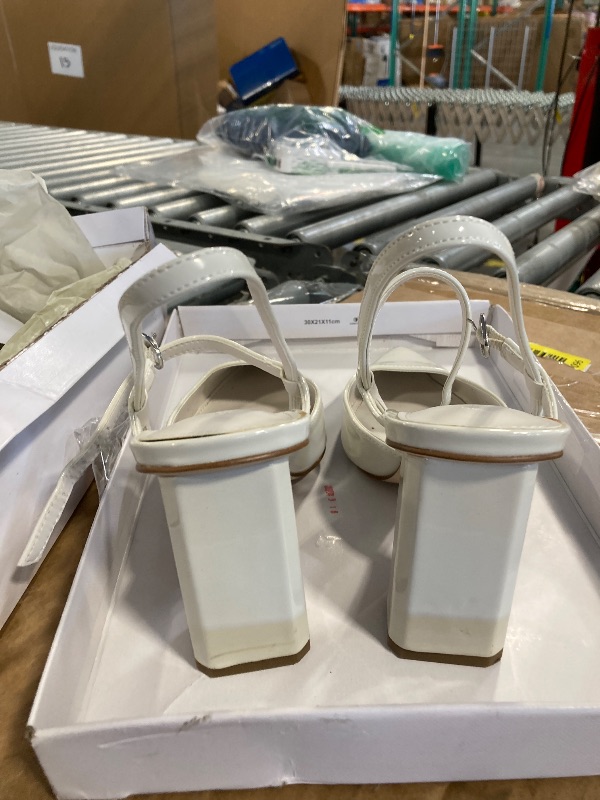 Photo 1 of ****DIRTY***Marc Fisher Women's DOSTER Pump, Chic Cream 150, 8