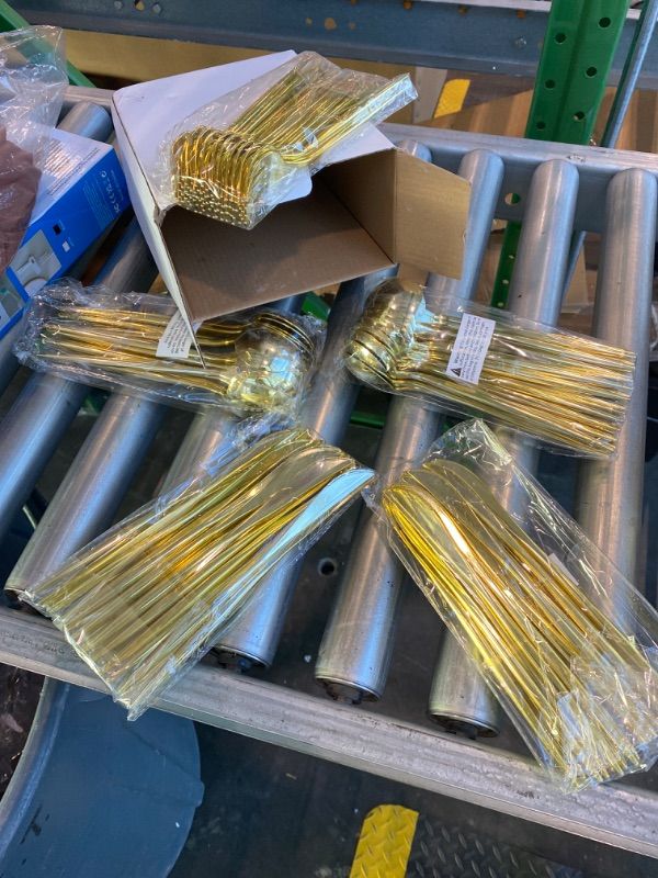 Photo 1 of ***MISSING PARTS*** Fabulous Party 150PCS Gold Plastic Silverware,Heavy Duty Disposable Utensils Include 50 Forks,50 Spoons and 50 Knives,Gold Cutlery Plastic Silverware Sets for Party, Birthday,Wedding