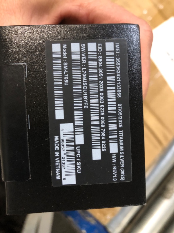 Photo 1 of **NEW**Samsung Galaxy Watch Ultra (2025) 47mm LTE Smartwatch, Titanium Casing, Advanced Sleep Coaching, Running Coach, Energy Score, Heart Rate Tracking, GPS, Titanium Silver [US Version, 2 Yr Warranty]