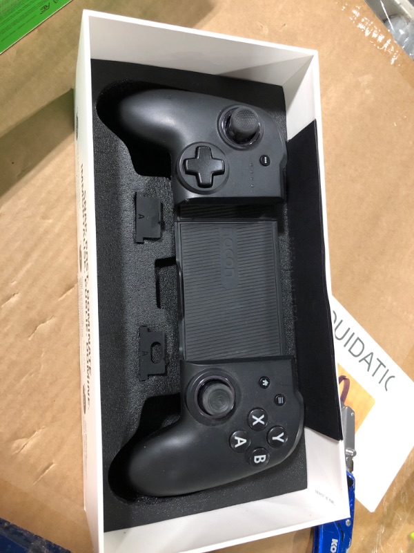 Photo 1 of **DIFERENT ITEMS**Razer Kishi Ultra Gaming Controller for Android, iPhone 15 & 16 Series, iPad Mini A17 Pro & 6 (USB C): Pro Controls - Ergonomic Grip - Stream PC, Xbox, PS5 Games on Mobile, Phone, Tablet - Chroma RGB