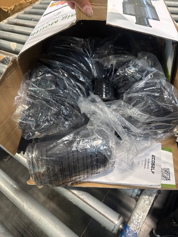 Photo 1 of **DOESNT TURN ON**PARTS ONLY**
ECOSELF Juicer Machines Easy to Clean, with Wide Mouth & Large Feed Chute, Professional Cold Press Juicer For Whole Fruits & Vegetables, Self Feeding for Juice Extractor Machine, High Juice Yield