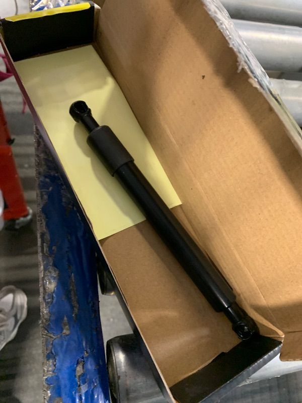 Photo 1 of ***MISSING PARTS****Orion Motor Tech Truck Tailgate Assist, Pickup Tailgate Lift Assist Kit Compatible with 1997 1998 1999 2000 2001 2002 2003 Ford F150, 1999 to 2016 F250 F350 Super Duty, & 2010 to 2016 F450 Super Duty