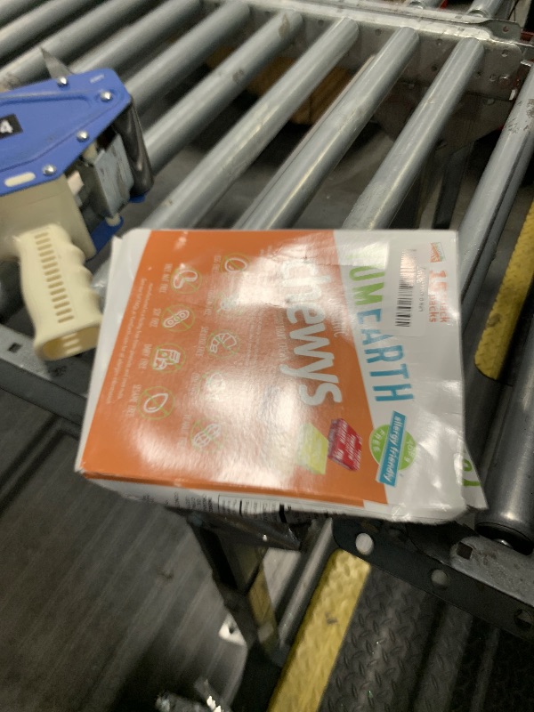 Photo 1 of ** best by : 01/25/2026** YumEarth Organic Chewys Fruit Flavored Candy Chews - Allergy Friendly, Gluten Free, Non-GMO, Vegan, No Artificial Flavors or Dyes - Assorted Flavors, 7.5 oz.