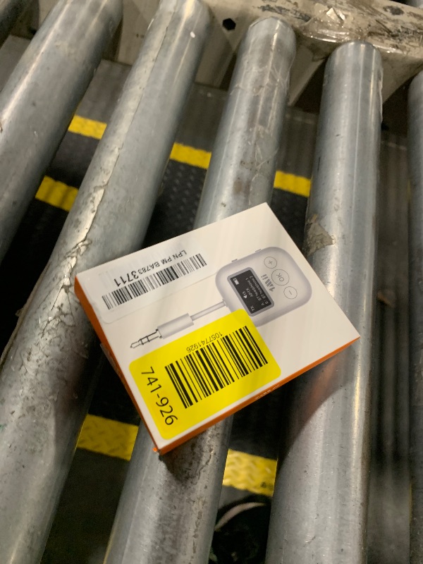 Photo 1 of **FACTORY SEALED** 1Mii Bluetooth Transmitter for Airplane, Bluetooth 5.3 Adapter for TV,Airplane Travel Essentials, Aptx Low Latency Wireless Audio Aux for Headphones, Any 3.5mm Jack,Linking 2 Devices (White)