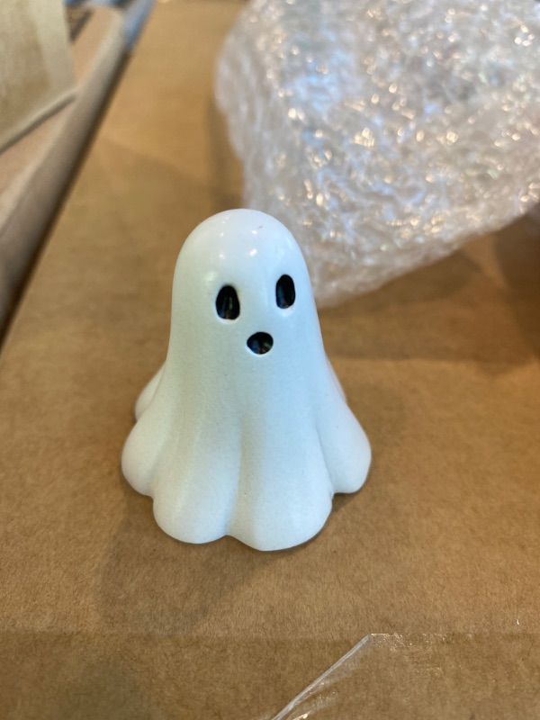 Photo 1 of ***MISSING PIECES*** Amyhill 5 Pcs Halloween Ghost Figurine Resin Ghost Sculpture Statue Cute Halloween Decorations Spooky Tiered Tray Decor for Indoor Home Table Centerpieces Party Kitchen Tabletop Shelf(Fresh,White)