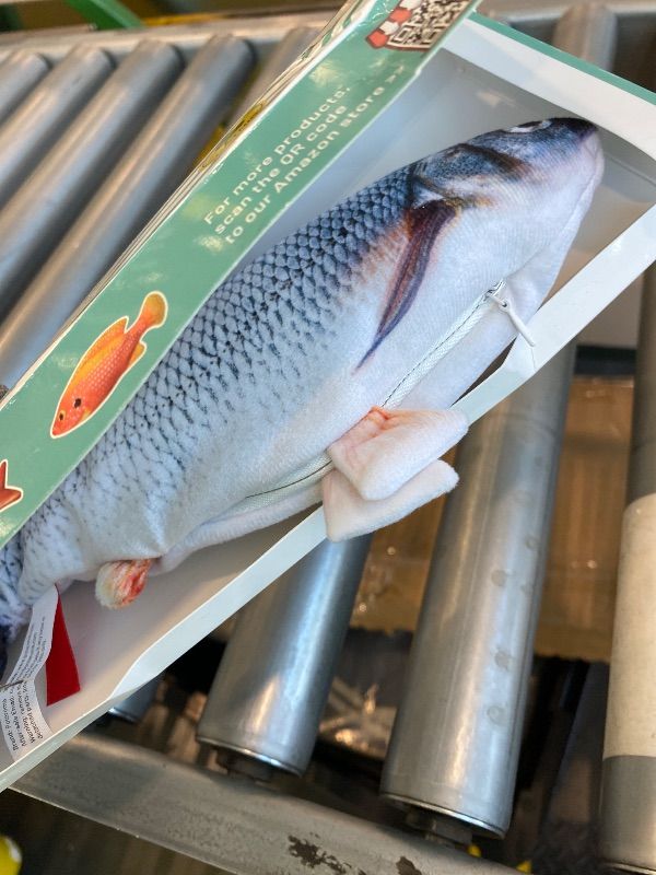 Photo 1 of *Missing Parts*
Potaroma Cat Toys Flopping Fish with Catnip, Moving Kitten Kicker, Floppy Wiggle Carp for Small Dogs, Interactive Motion Kitty Exercise, 10.5 Inches