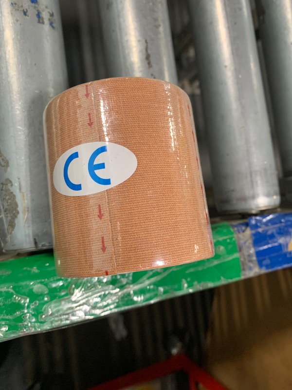 Photo 1 of ***SIMILAR***
Vildout Boob Tape Kit - Boobtape for Breast Lift with Petals and Covers, Breathable Sticky Adhesive Bra Tape, Push Up Boobytape for Large Breasts A-G Cup Beige