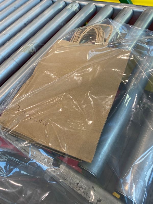 Photo 1 of *MISSING PARTS*
Brown Paper Bags with Handles Bulk 100Pcs 8x4.5x10.8 Inch Gift Bags Bulk, Brown Kraft Paper Bags for Retail, Party, Shopping, Favor