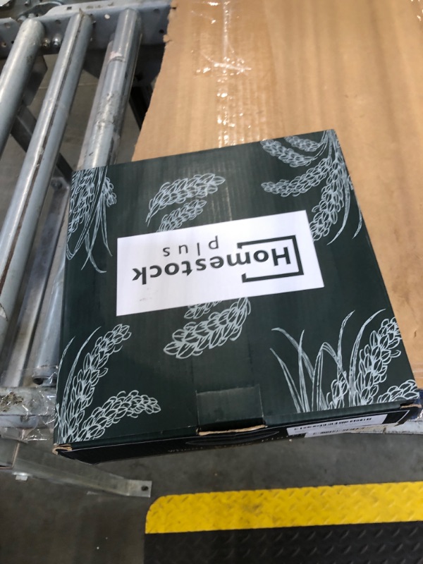 Photo 1 of ?Non Ceramic? 9 Inch Dinner Plates,BPA-Free Wheat Straw & Plastic Plates,Off White Plate Set Dishwasher and Microwave Safe Plates - Set of 8