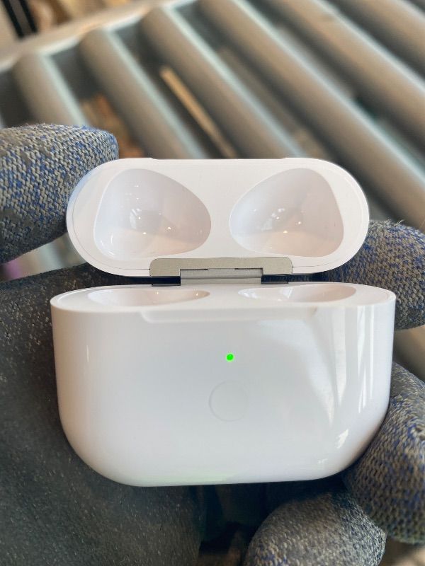 Photo 1 of **UNTESTED**
Wireless Charging Case Compatible with AirPods Pro 2nd & 1st, USB-C Port, Charger Case Replacement for AirPods Pro, with Bluetooth Pairing Sync Button, Earphones Not Included