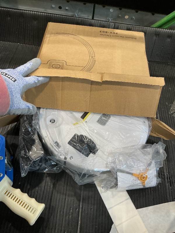 Photo 1 of **MISSING PARTS**
Robot Vacuum Cleaner,2900Pa Powerful Suction Robot Vacuums with Self-Charging,150Mins,Tangle-Free Robotic Vacuums Cleaner, Low Noise, Ideal for Hard Floor, Low-Pile Carpets & Pet Hair