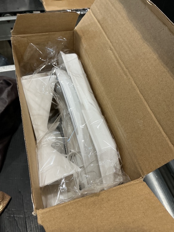 Photo 1 of (4pcs) Easy Breakfast Set, Microwave Egg Cooker/Poacher, Microwave Omelet Maker, Microwave Bacon Tray/Cooker, Baked Potato Cooker, Easy To Use and Non-Stick Egg Cookwarez