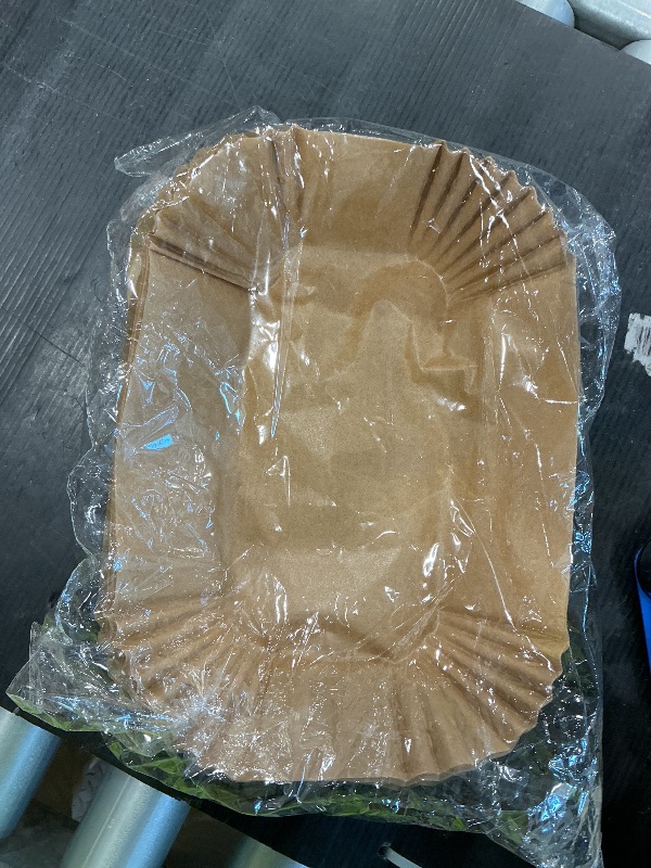 Photo 1 of 100 Pcs Loaf Pan Liners for Baking Bread 9x5 Inch, Non-Stick Pre Formed Parchment Paper for Bread Pan, Ideal Disposable Loaf Breads Liners for Baking Toast, Cakes, Banana Breads, Brown