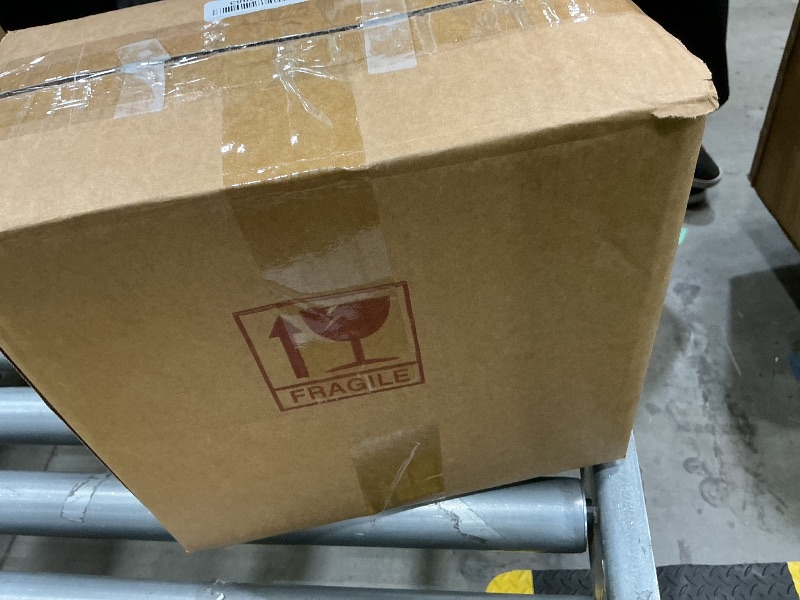 Photo 1 of 20 Pcs Porcelain Tea Set with Metal Holder, European Ceramic Tea Set for Adults, Adult Tea Set Gift, Flower Tea Cup Saucer Set for Party With Gold Flower Painting (Elegant Purple)