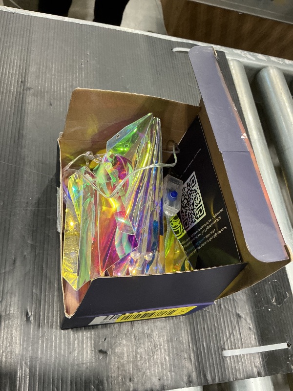 Photo 1 of *MINOR DAMAGE - USED*
Christmas Tree Topper?11.8" PET Christmas Tree Star Topper Lighted with Remote Multicolour 20LED Lighted Treetop Decorate for Xmas Decorations Ornaments Holiday Party Indoor Decor