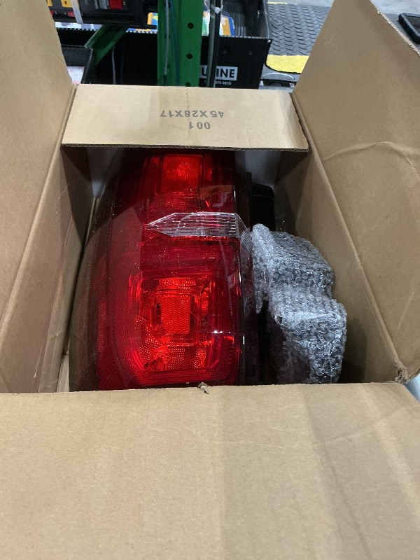 Photo 1 of **Goopool Tail Light Assembly Compatible with 2015 2016 2017 2018 2019 2020 Chevy Tahoe Suburban LED Brake Lamp Right Passenger Side 84467059 GM2801264