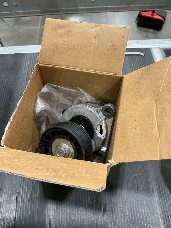 Photo 1 of *UNTESTED*
TUCAREST 38452 (For 2.0L/2.3L/2.5L-No Hybrid) Drive Belt Tensioner Pulley Assembly Fit For 05-12 Fo-rd Escape Fusion /05-11 Ma-zda Tribute Me-rcury Mariner Milan [# 6E5Z6A228A 38408]