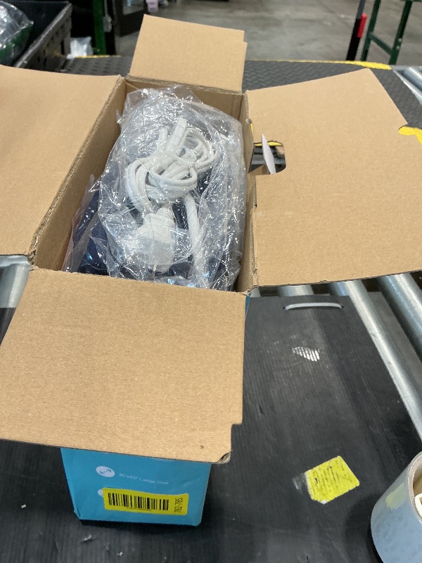 Photo 1 of *UNTESTED*
Extra Large Heating Pad for Back Pain Relief, 35"x20" Electric Heat Pads for Period Cramps & Body Shoulder, 9 Heat Settings, Auto-Off, Machine Washable, Dry Moist Heat, Gifts for Women Men, Blue