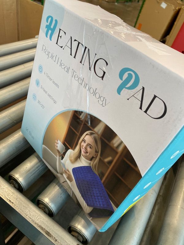 Photo 1 of *UNTESTED*
Extra Large Heating Pad for Back Pain Relief, 35"x20" Electric Heat Pads for Period Cramps & Body Shoulder, 9 Heat Settings, Auto-Off, Machine Washable, Dry Moist Heat, Gifts for Women Men, Blue