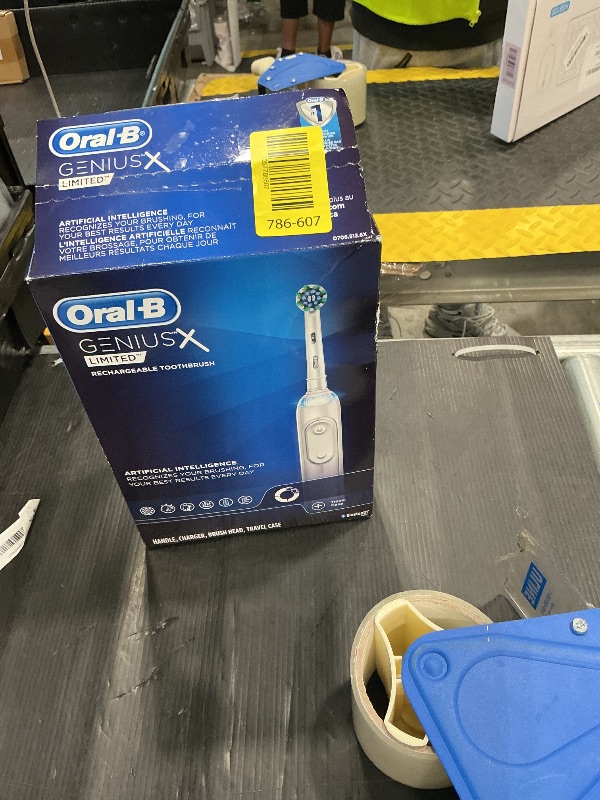 Photo 1 of ** SOLD AS IS NO REFUND/RETURN** SEE COMMENTS!
Oral-B Genius X Limited Rechargeable Electric Toothbrush with 1 Replacement Brush Head, Travel Case, White