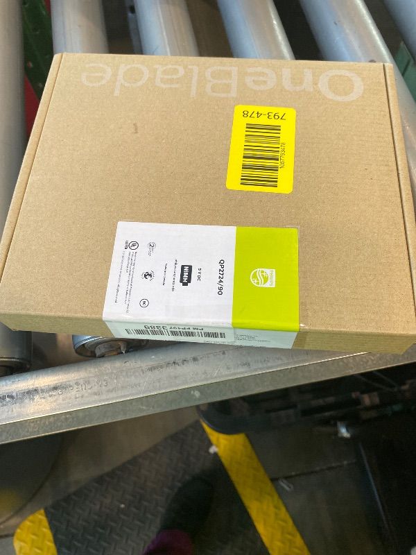 Photo 1 of **MISSING PARTS/check clerk comments**
Norelco Philips OneBlade 360 Hybrid Face, Electric Beard Trimmer and Shaver, with 360 Blade Technology, 1x 360 Blade for Face, 5in1 Adjustable Comb, Model QP2724/90