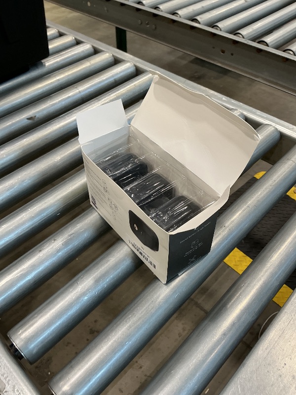 Photo 1 of *MINOR DAMAGE - USED*
Wasserstein AA Lithium Battery Extension Pack Compatible with Blink Outdoor 4 & Outdoor 2K+ (Batteries NOT Included) (3-Pack)